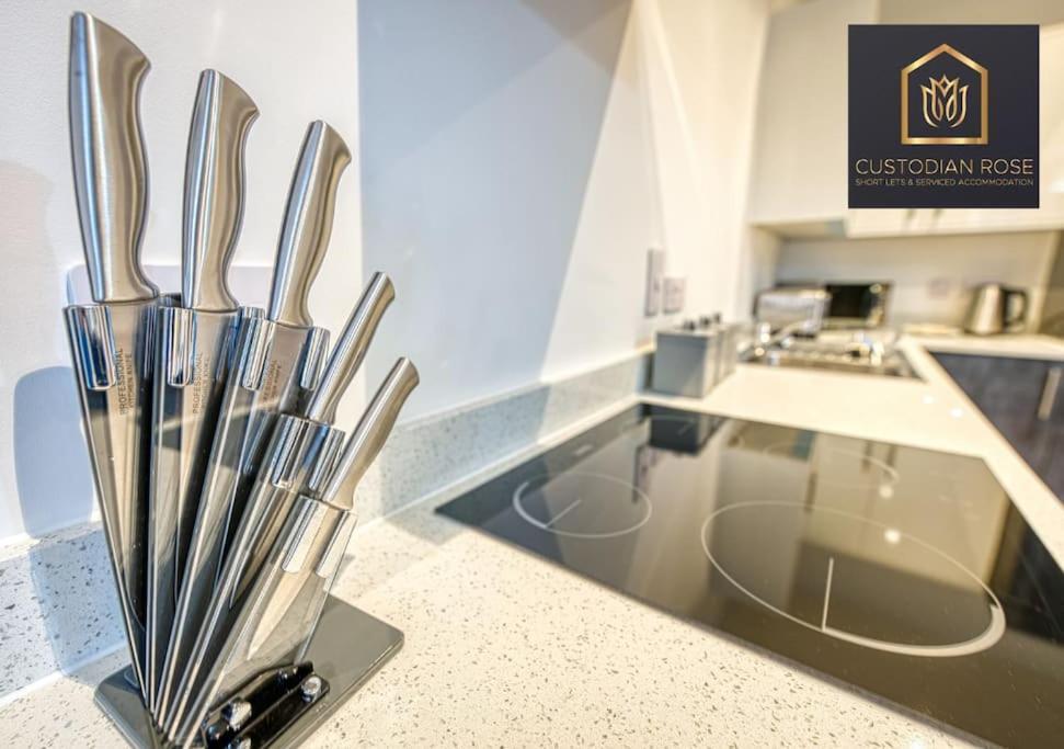 Two Bedroom - Central Peterborough - New Year Discount Exteriör bild